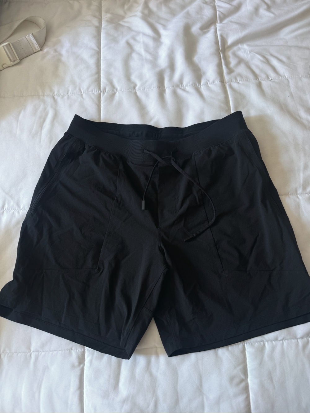 Lululemon Training Shorts Black - SIZE L